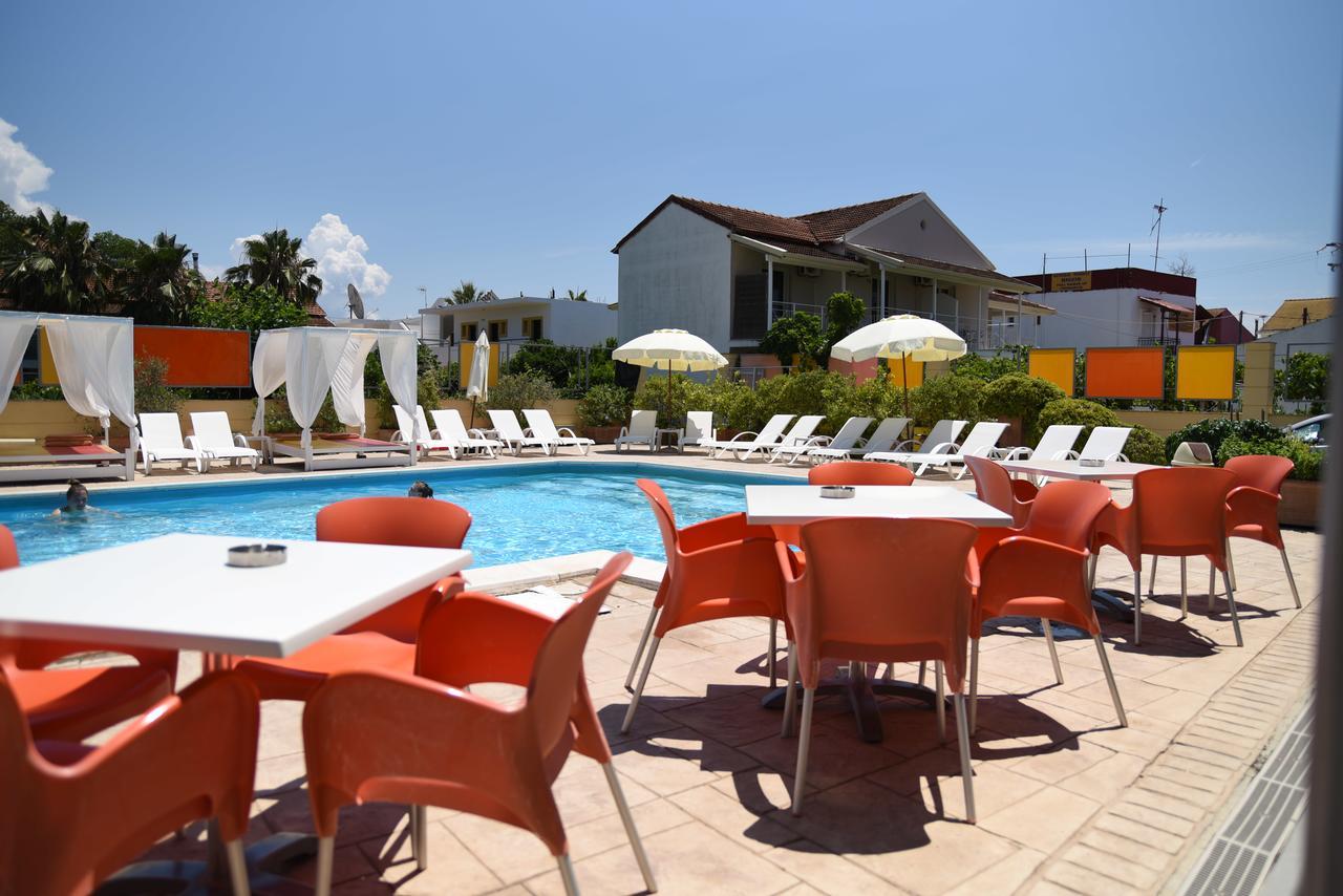 Kavos Central Gardens Exterior photo