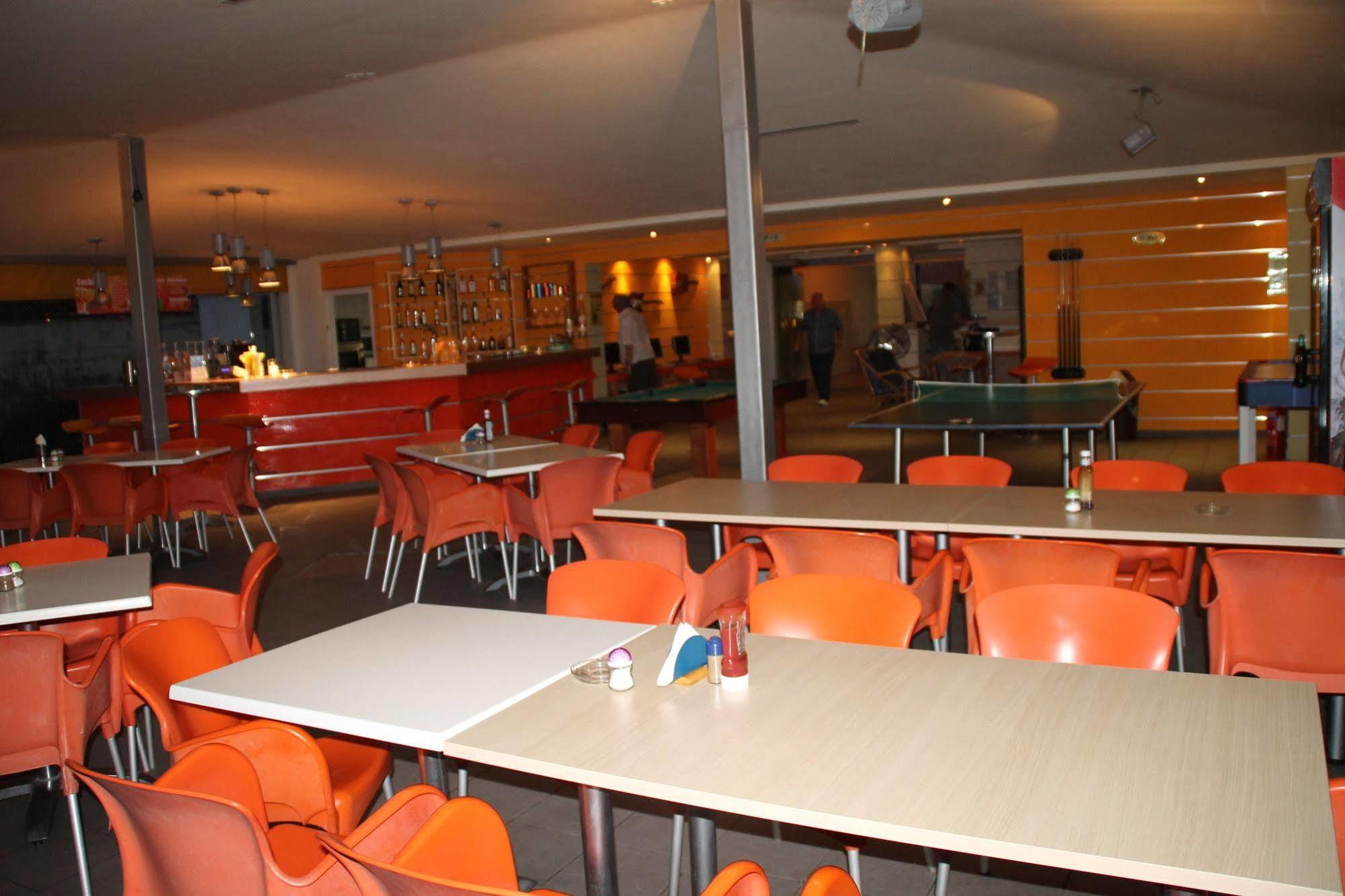 Kavos Central Gardens Exterior photo